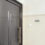 Archo's 2 Smart Location, Private Parking Apartment *