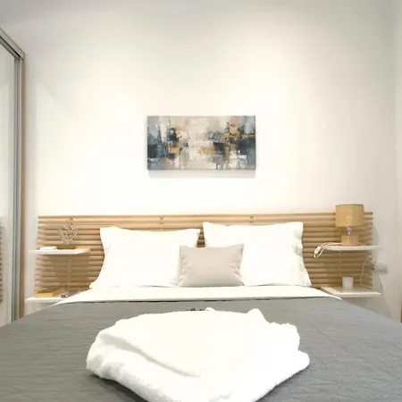 Archo's 2 Smart Location, Private Parking * Chania (Crete)