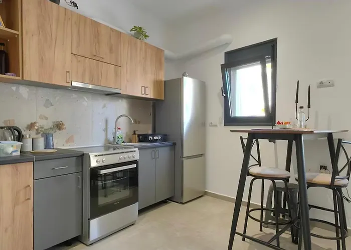 Archo's 2 Smart Location, Private Parking Chania (Crete)